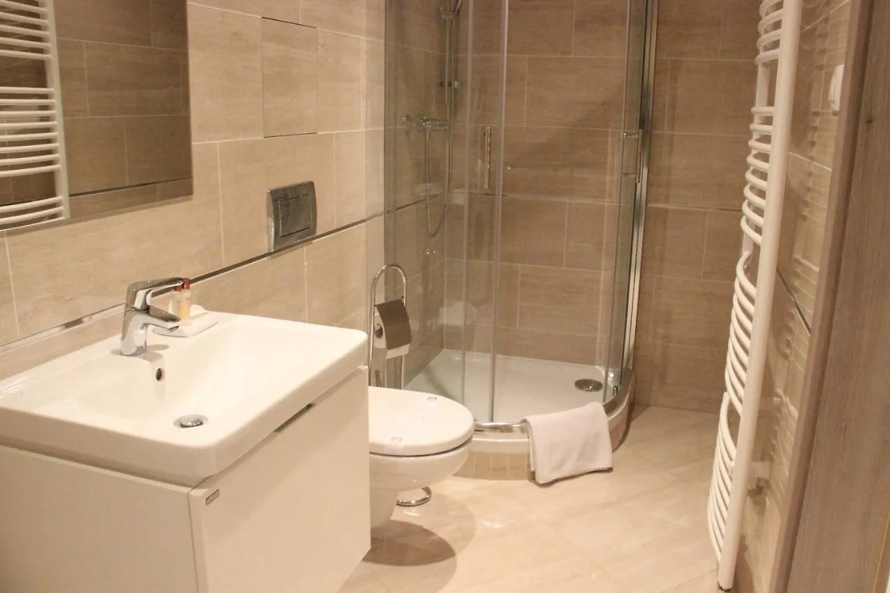 Element Prag Airport Apartment