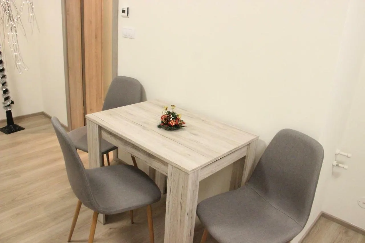 Element Prag Airport Apartment